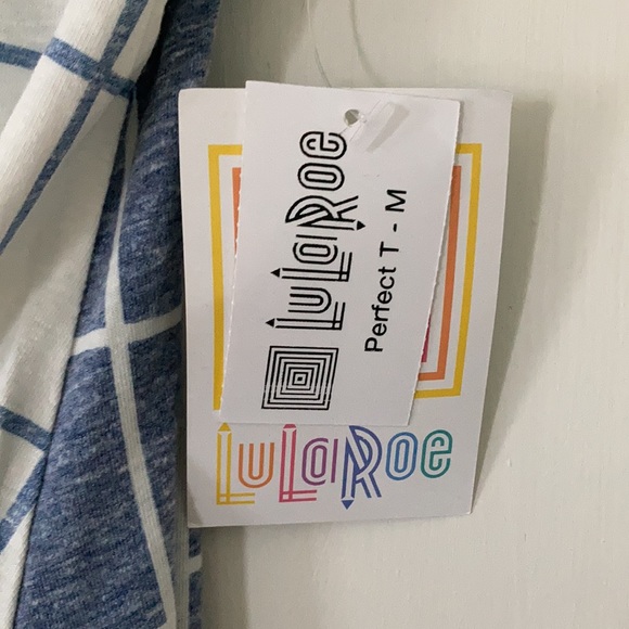 Medium LuLaRoe Perfect T - Picture 3 of 6